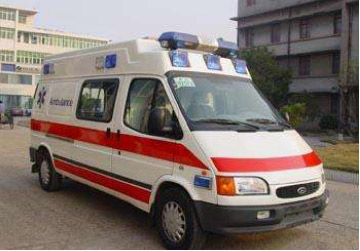 盐边县救护车租赁